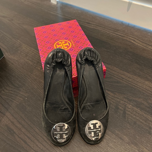 Tory Burch Shoes Tory Burch Black Ballet Flats With Silver Poshmark